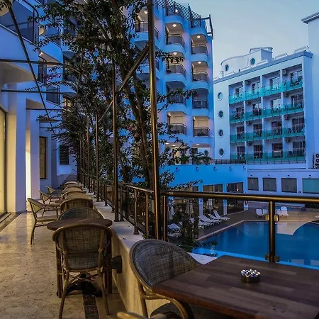 Отель Lalila Blue