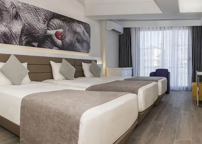 Szálloda Lalila Blue 5*