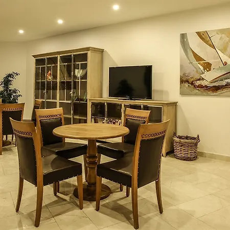 Lalila Blue מלון מרמריס